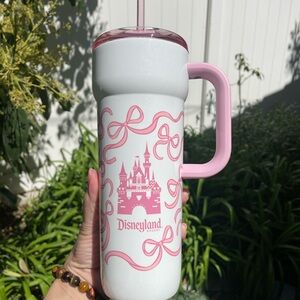 Limited Edition Pink Ribbon 🎀 Disneyland Tumbler